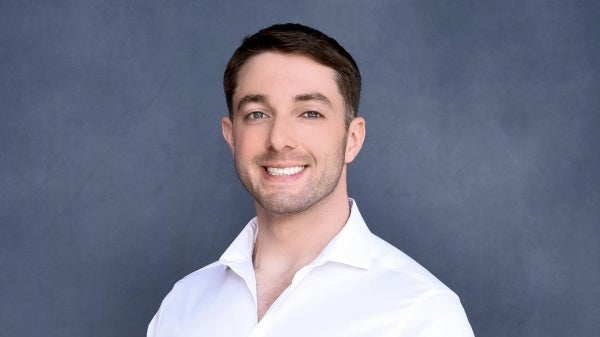 Headshot of Aaron Eckard
